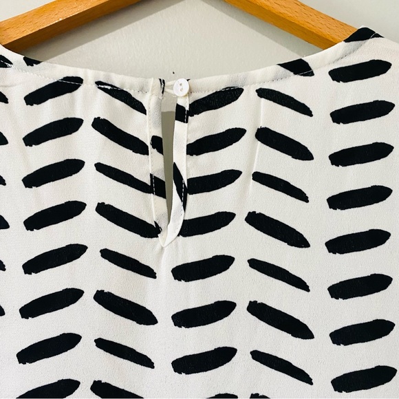 Michelle McDowell Top Sz Small - Picture 8 of 8